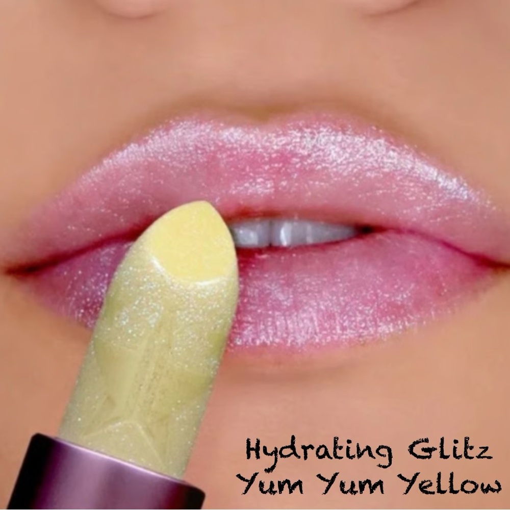 NIB Jeffree Star—-Hydrating Glitz Lip Balm in Yum Yum Yellow